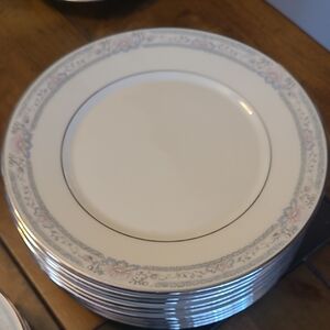 10 Lenox "Charleston" 8 1/2" Salad plates